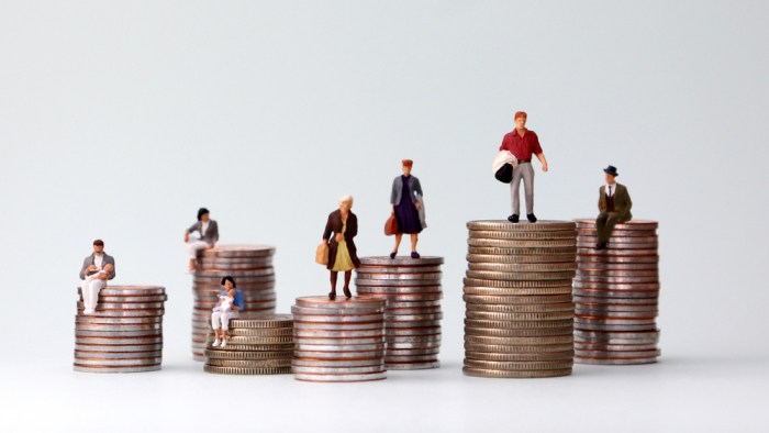Et tu economicus?